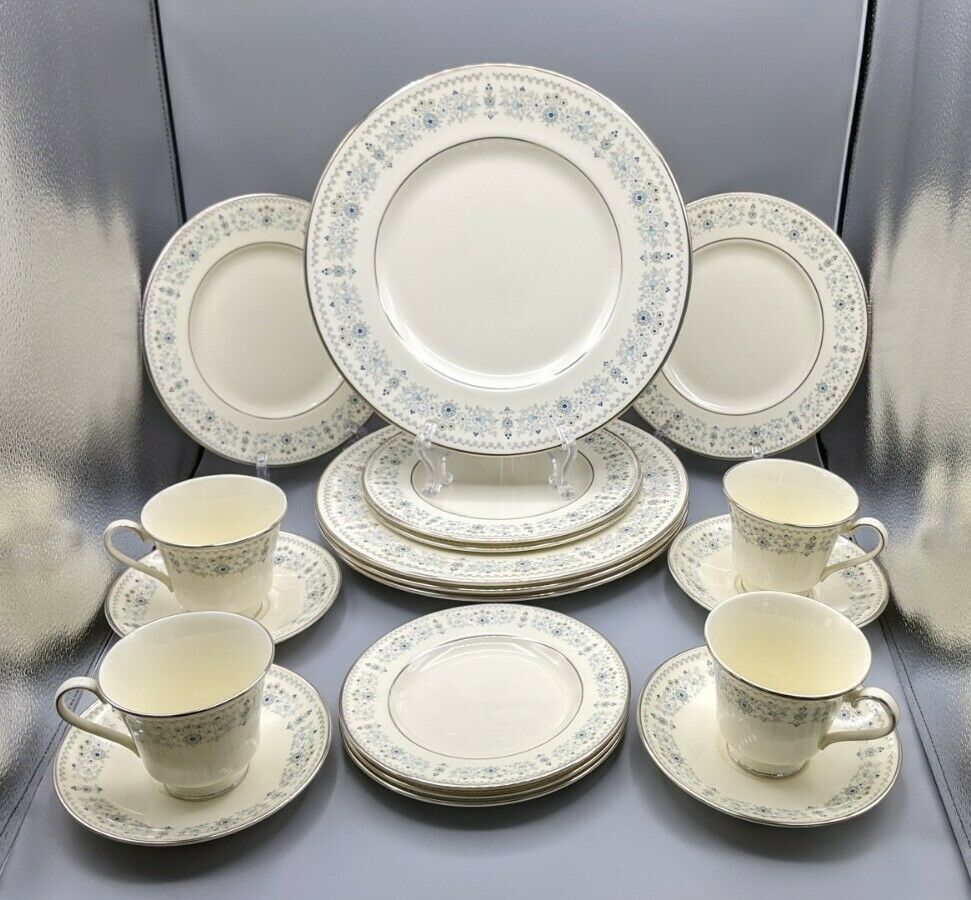 Minton Beaumaris Bone China  19 Pieces, Plates, Cups + Saucers, Blue Silver