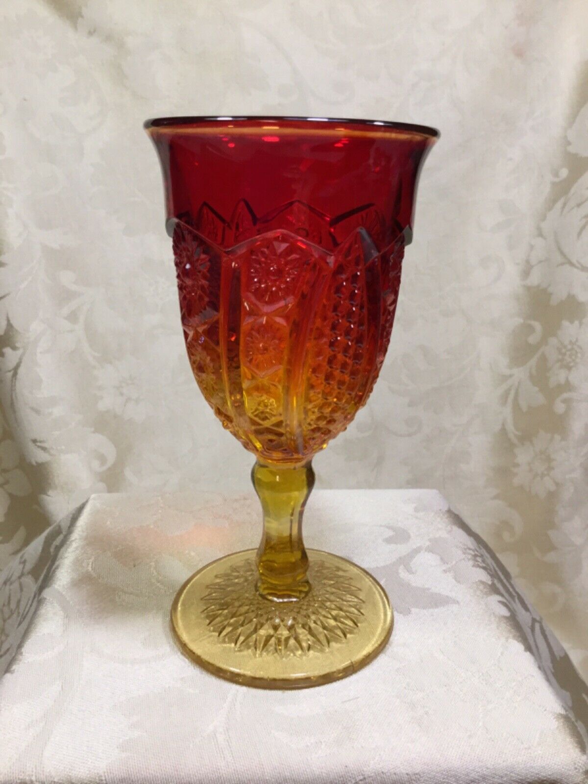 Vintage, Indiana Glass Heirloom Amberina Carnival Glass Goblet,drinking Glass