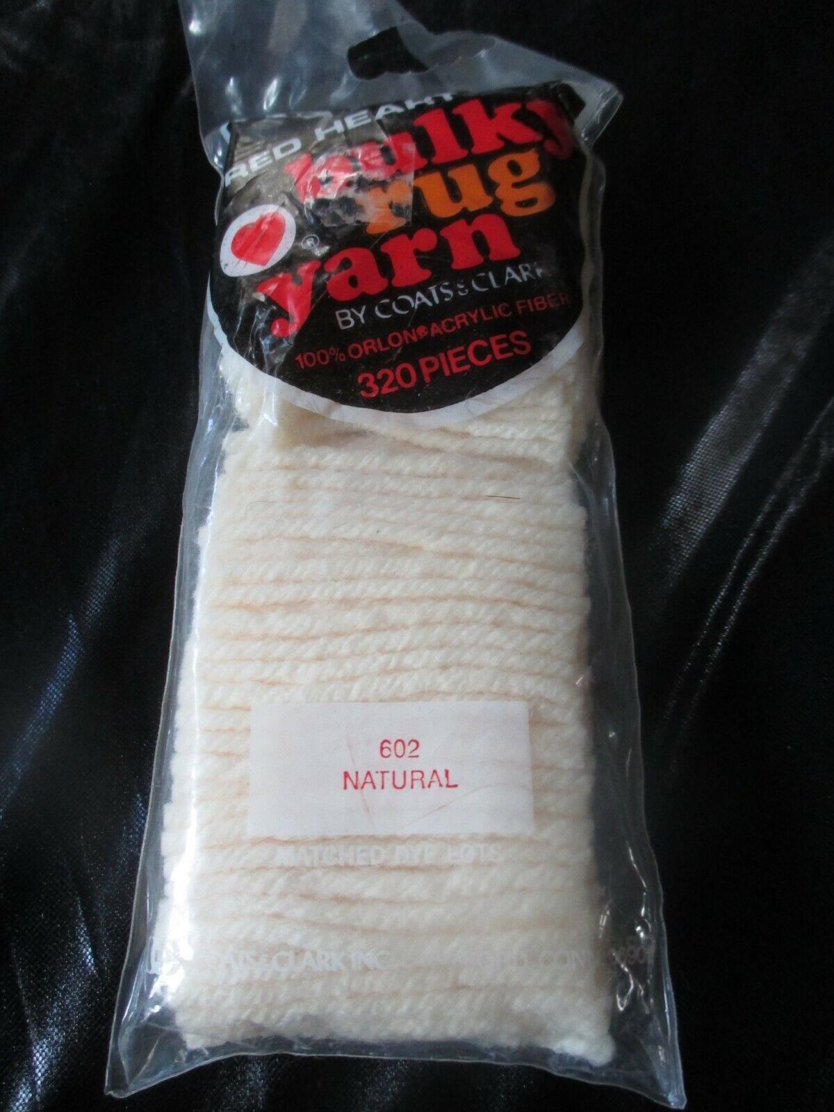 Nip Red Heart Natural Pre-cut Yarn For Latch Hooking 320 Pieces 2 1/2" Long